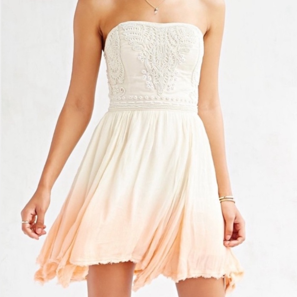 Ecote Dress